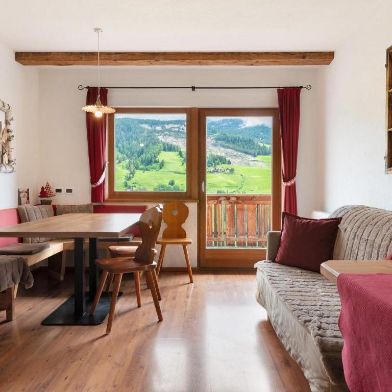 Paracia App La Vedla - Two-Bedroom Deluxe Apartment with Garden View - 1