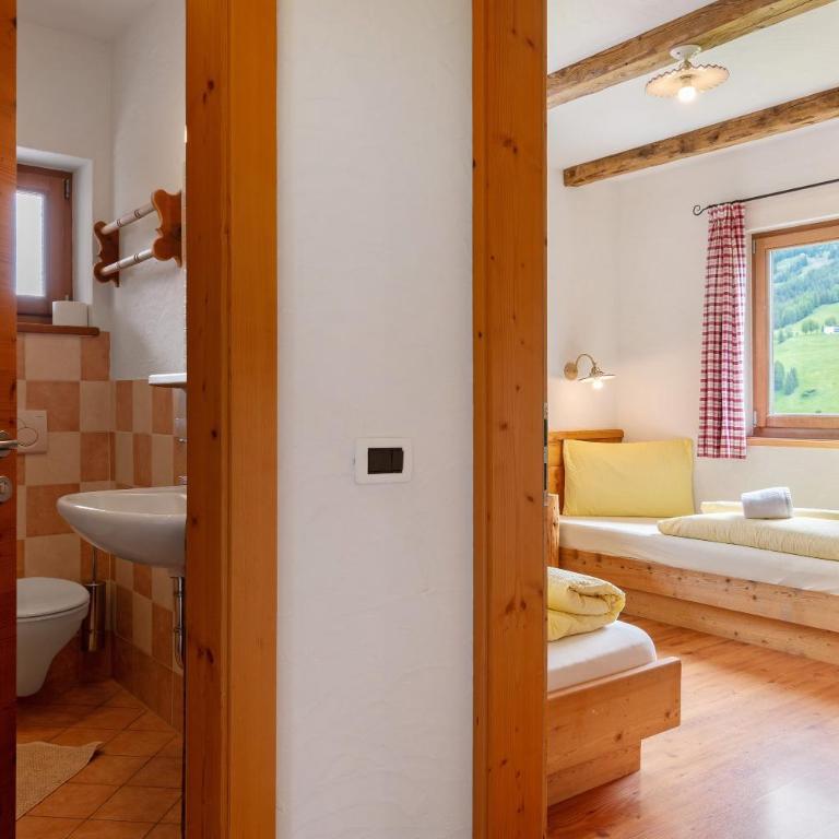 Paracia App La Vedla - Two-Bedroom Deluxe Apartment with Garden View - 21