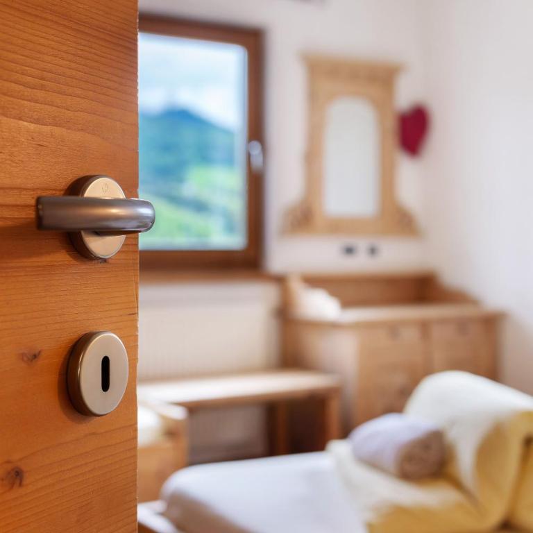 Paracia App La Vedla - Two-Bedroom Deluxe Apartment with Garden View - 14