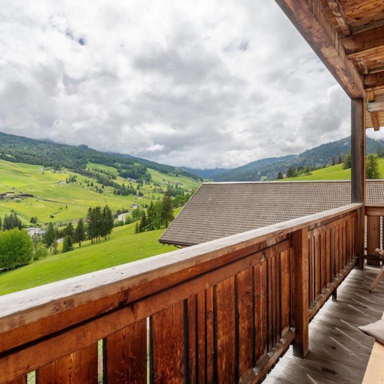 Paracia App La Vedla - Two-Bedroom Deluxe Apartment with Garden View - 4