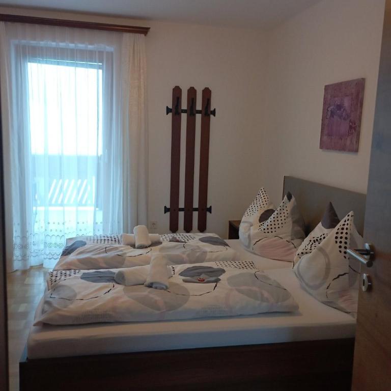 Ferienwohnung Lienbacher - Deluxe-Apartment mit 2 Schlafzimmern und Gartenblick - 12