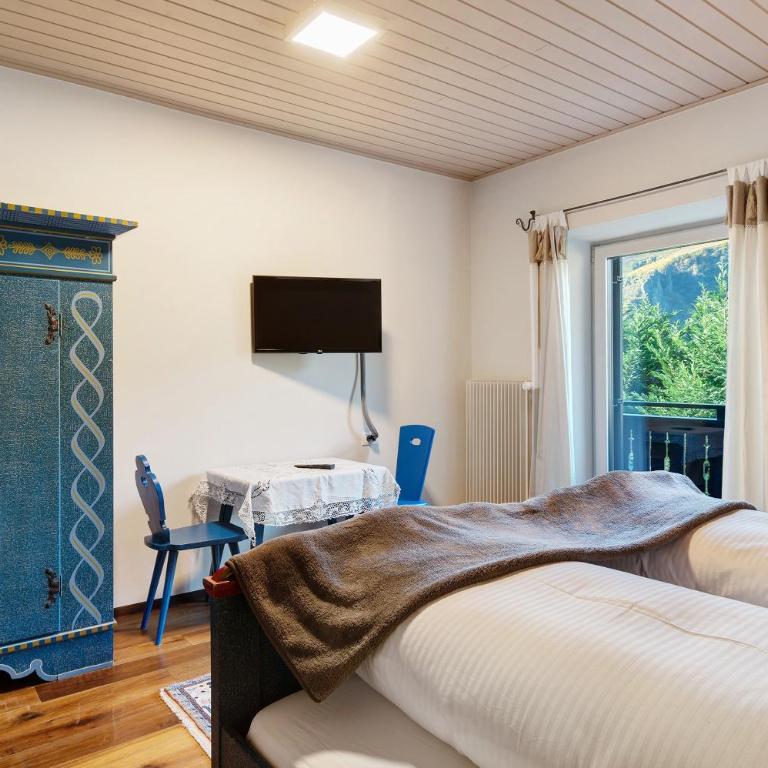 Alter Fausthof - Doppelzimmer mit Bergblick - 2