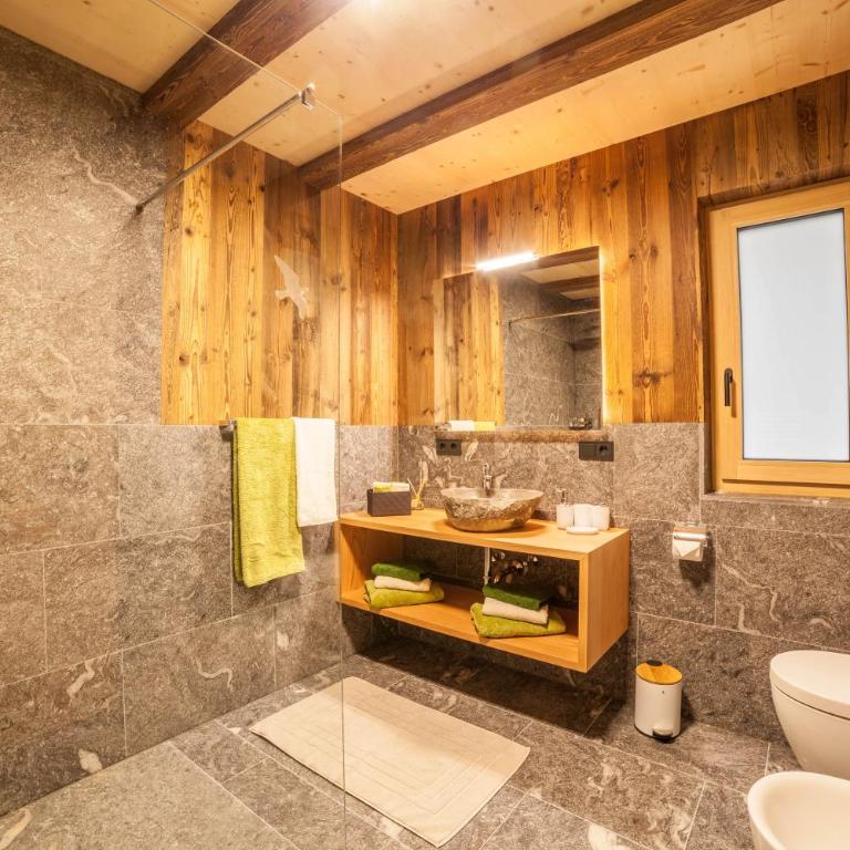Bergchalet Heidi und Peter - Three-Bedroom Chalet - 16