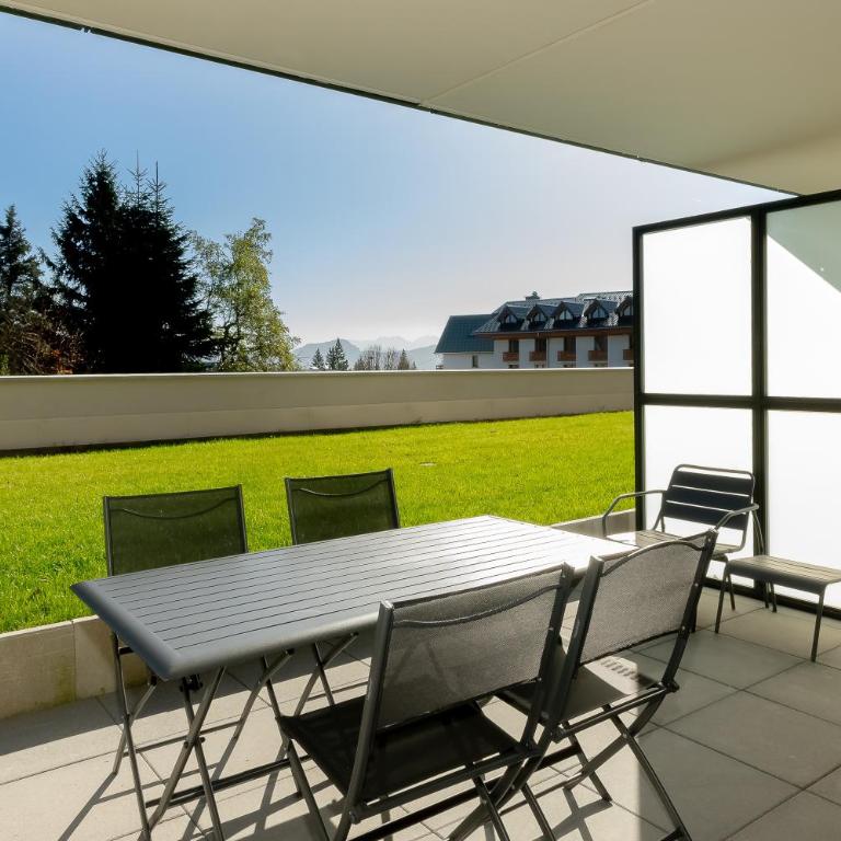 Appartement Gentiane - Appartamento Deluxe con 2 Camere da Letto e Vista Giardino - 2