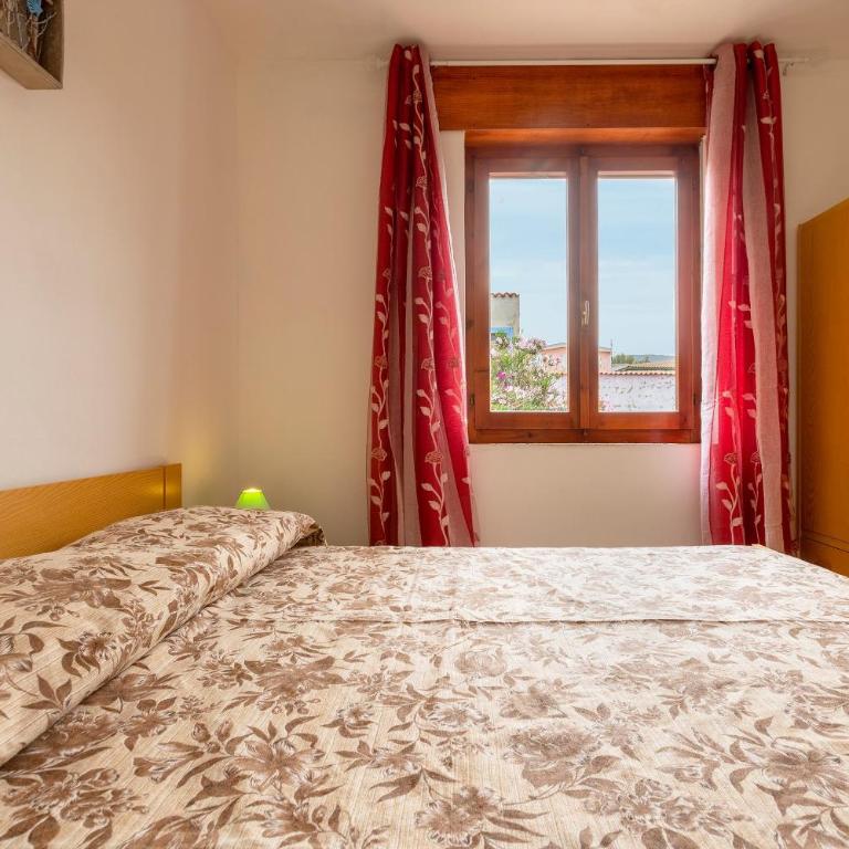 Residence Brezza Marina Lu Bagnu - Appartamento Deluxe con 2 Camere da Letto e Balcone - 12