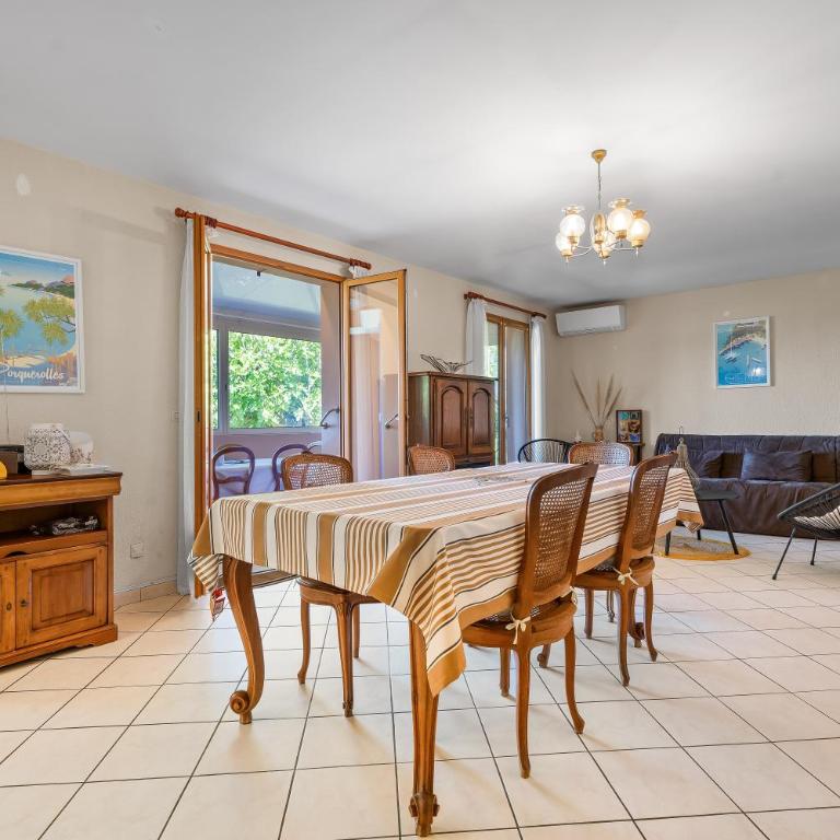 Jolie Maison Proche De La Plage - Two-Bedroom House - 4