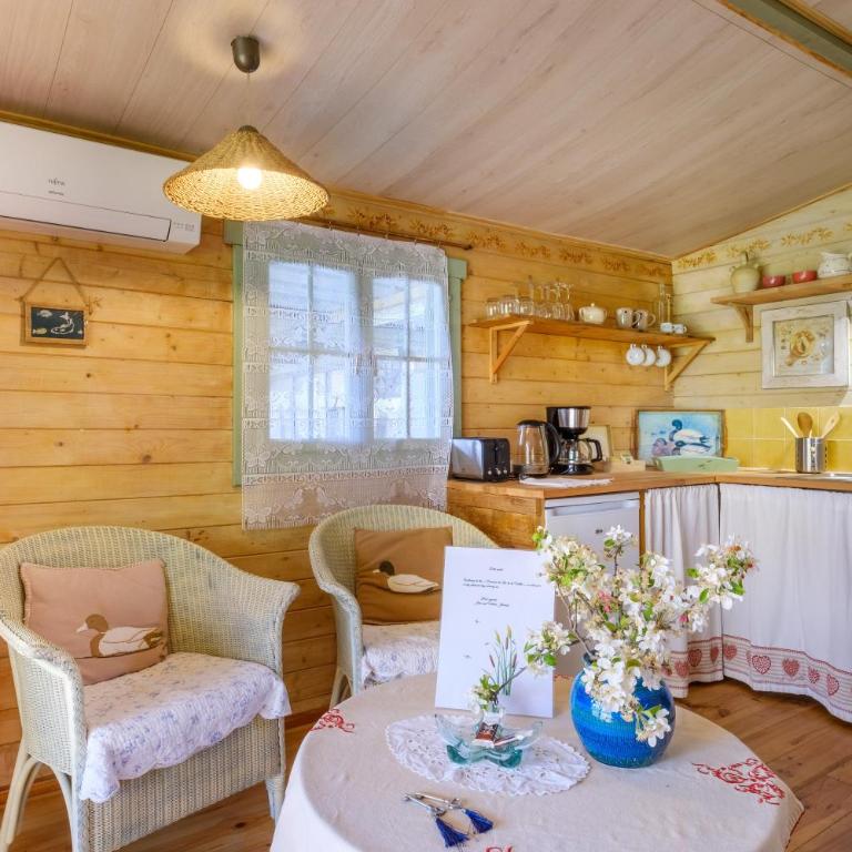 Les Iris le Lac de la Vallée - One-Bedroom Chalet - 5