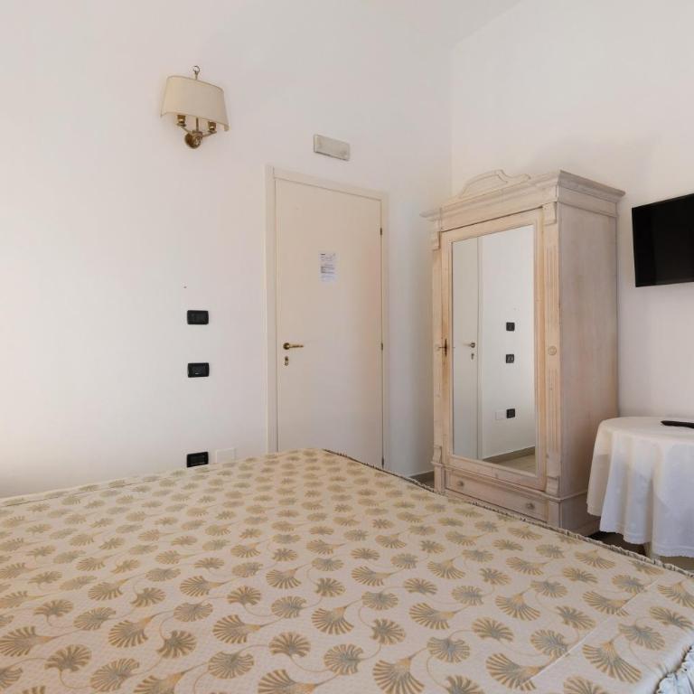 Affittacamere Borgo Trento - Camera Queen Standard - 4