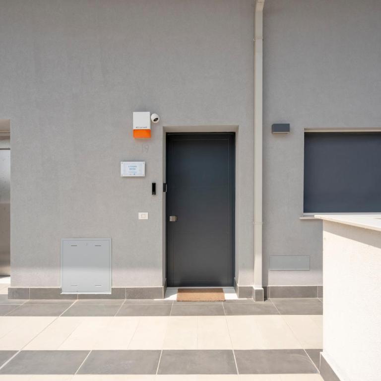 Luxury Home - Appartamento Deluxe con 2 Camere da Letto e Balcone - 18