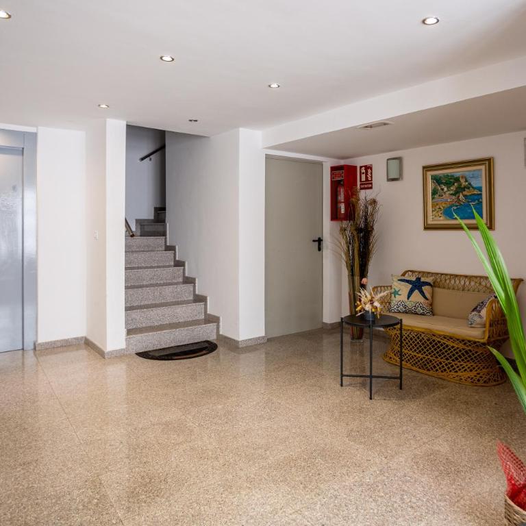 S22 Sa Caleta - Apartamento Deluxe de 2 dormitorios con vistas al mar - 17