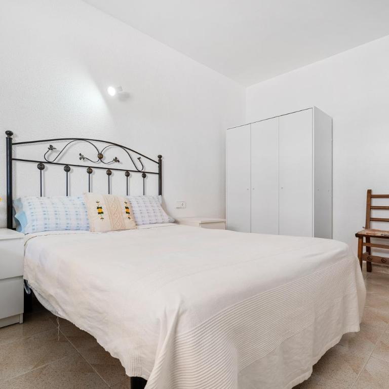 Apartamento Familiar en la Pineda - Superior Apartment with City View - 16