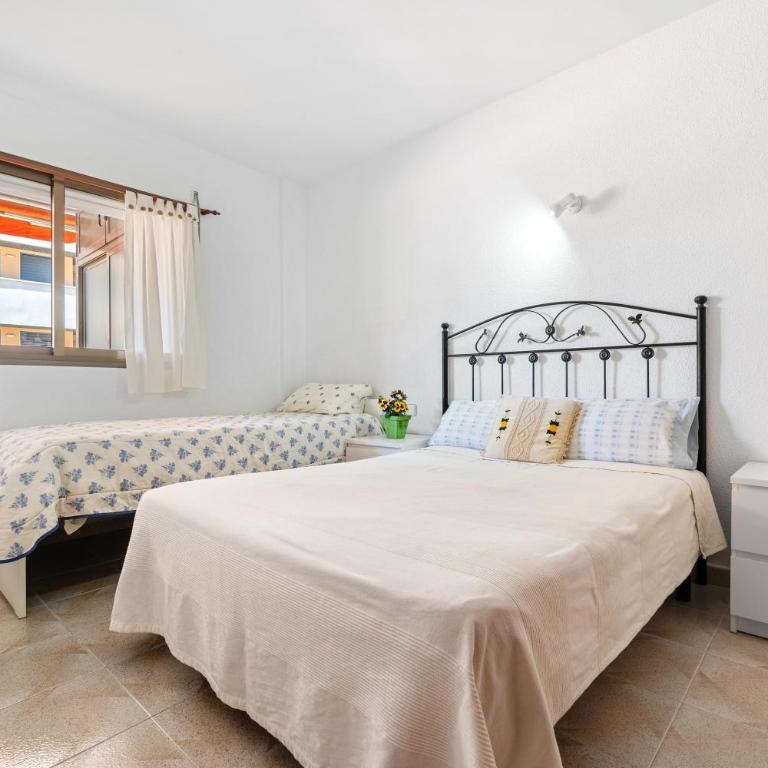 Apartamento Familiar en la Pineda - Superior Apartment with City View - 14
