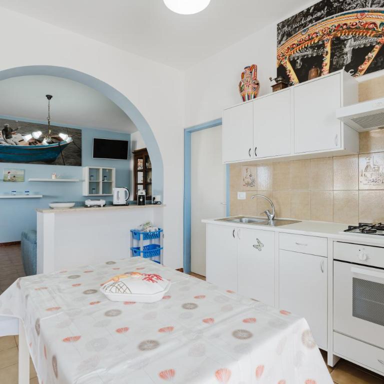 Pietra Marina - Two-Bedroom Deluxe Apartment with Ocean View - 5