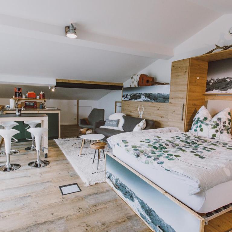 Guggi´s Emporeon Allgäu - Apartment mit 1 Schlafzimmer und Garten - 8