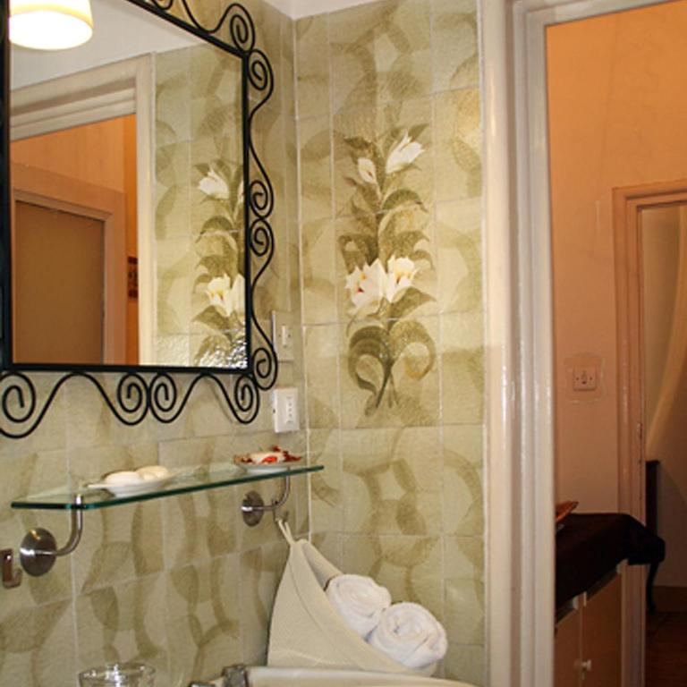 Residenza Oltrarno - Three-Bedroom Apartment - 19