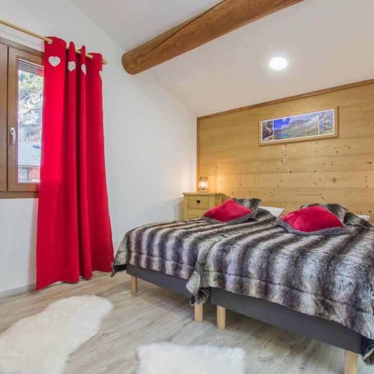 Gîte Les Mélèzes - Appartement Supérieur avec Balcon - 11