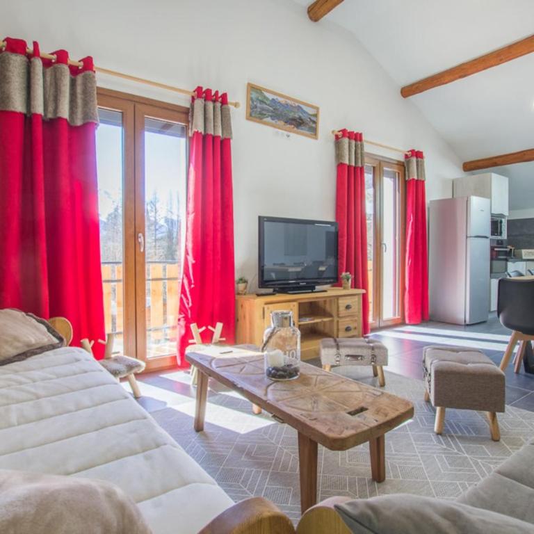 Gîte Les Mélèzes - Appartement Supérieur avec Balcon - 1
