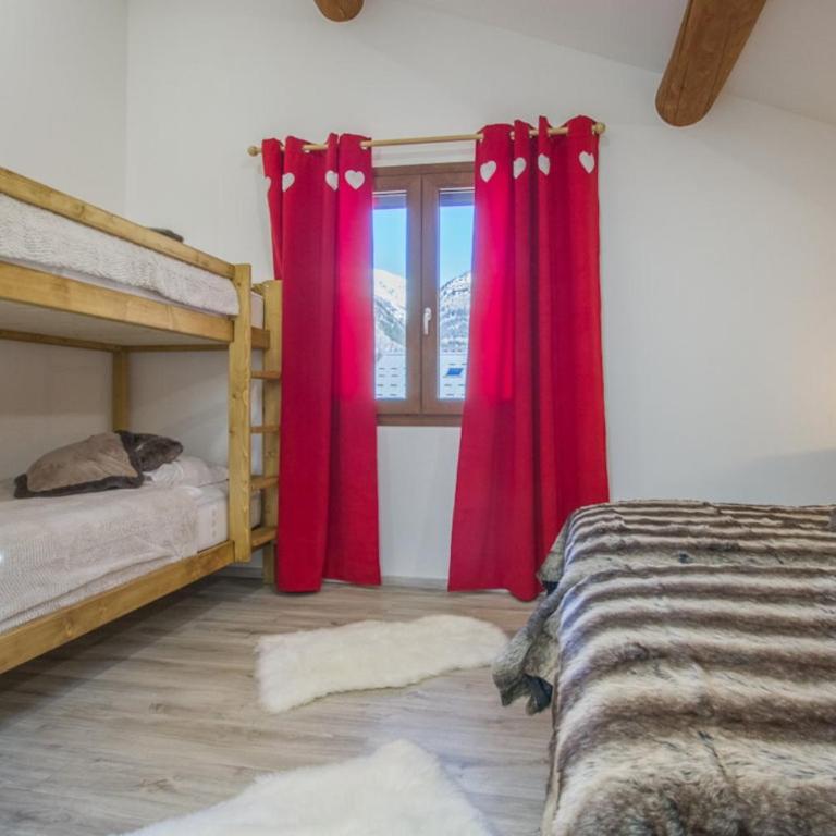 Gîte Les Mélèzes - Appartement Supérieur avec Balcon - 12