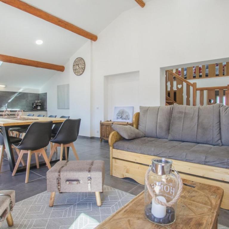 Gîte Les Mélèzes - Appartement Supérieur avec Balcon - 4