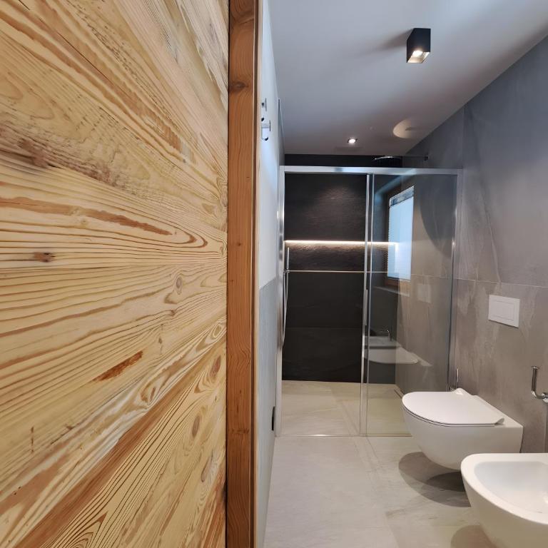Arctik Chalet Livigno - Appartamento Deluxe con 2 Camere da Letto e Vista Giardino - 34