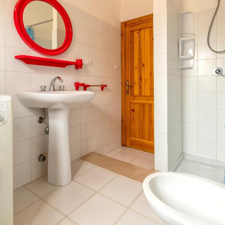 Residence Brezza Marina Lu Bagnu - Appartamento Deluxe con 2 Camere da Letto e Balcone - 19