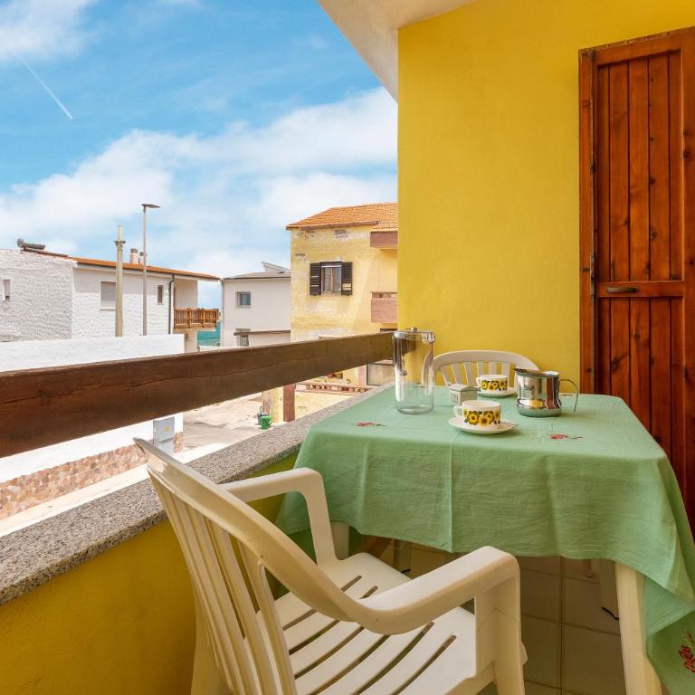 Residence Brezza Marina Lu Bagnu - Appartamento Deluxe con 2 Camere da Letto e Balcone - 4