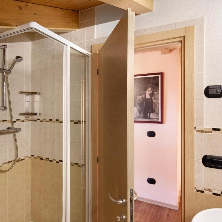 Casa Natale by Alpenwhite - Appartamento Deluxe con 2 Camere da Letto e Balcone - 13