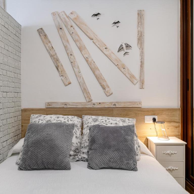 Vista Blanca Room 1 - Superior Studio - 10