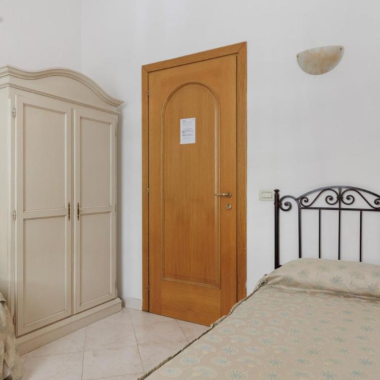 Affittacamere Borgo Trento - Camera Matrimoniale Deluxe con Doccia - 10