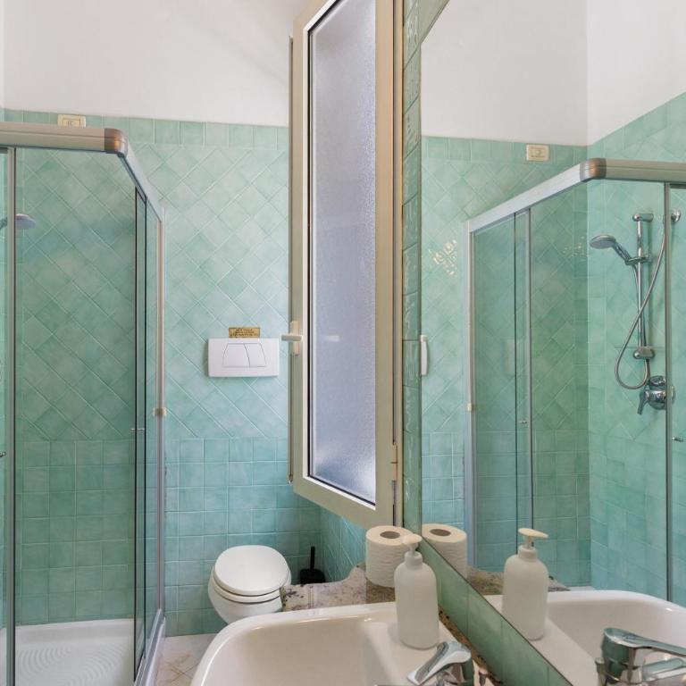 Affittacamere Borgo Trento - Camera Matrimoniale Deluxe con Doccia - 7