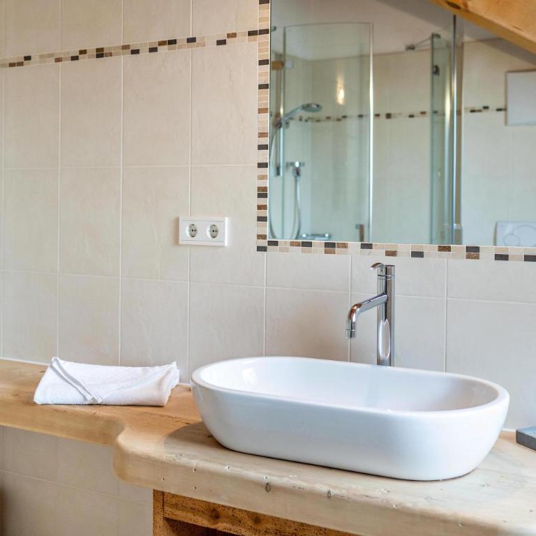 Stoffnerhof Apt Edelweiß - Appartamento Deluxe con 2 Camere da Letto e Vista Giardino - 30