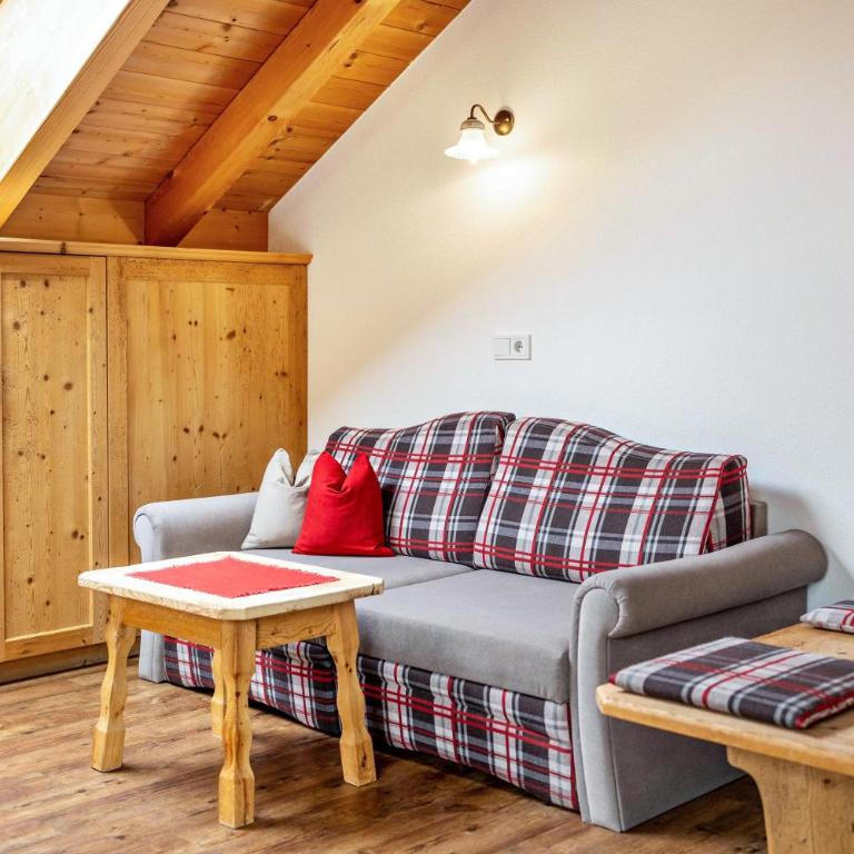 Stoffnerhof Apt Edelweiß - Appartamento Deluxe con 2 Camere da Letto e Vista Giardino - 12