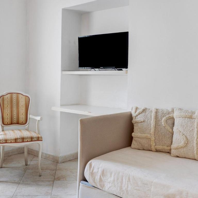 Affittacamere Borgo Trento - Camera Quadrupla con Doccia - 4