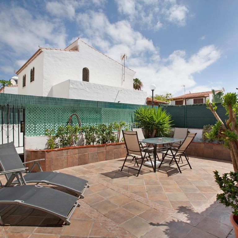 Casa Familiar San Diego - Three-Bedroom House - 22