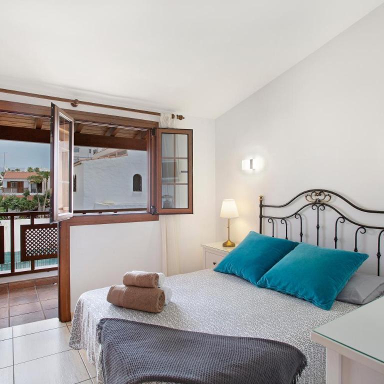 Casa Familiar San Diego - Three-Bedroom House - 8