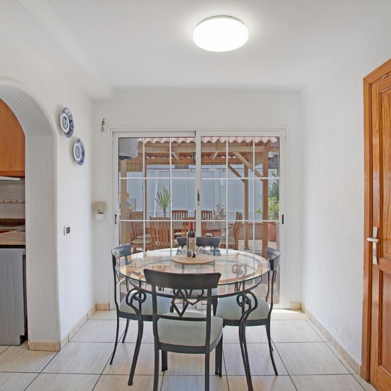 Casa Familiar San Diego - Three-Bedroom House - 5