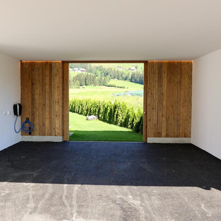 Chalet Almblick mit Sauna - Three-Bedroom Apartment with Mountain View - 44