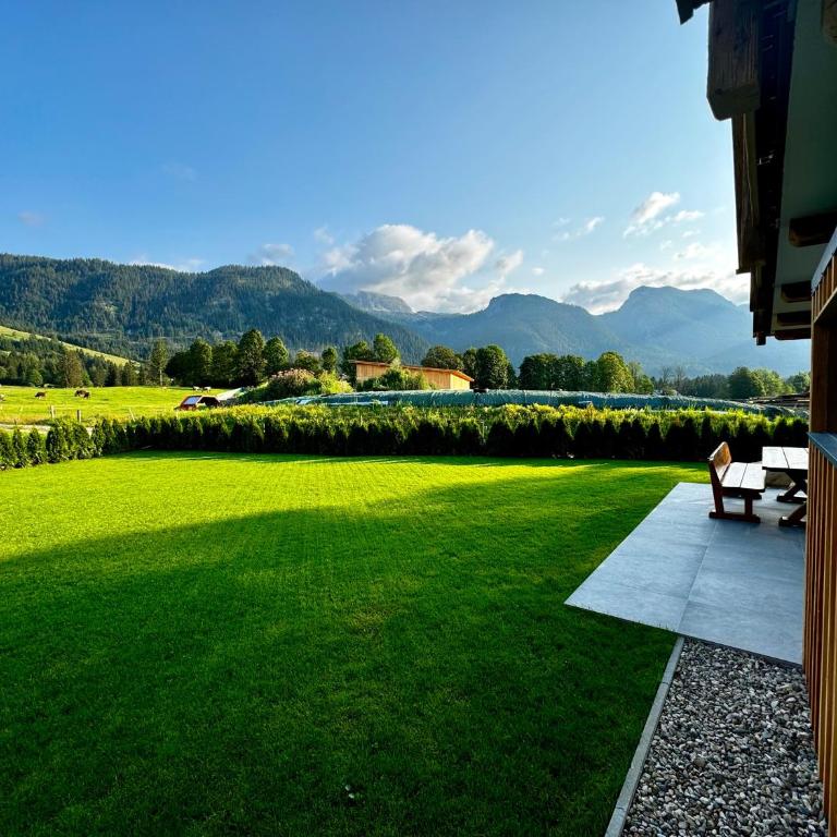Chalet Almblick mit Sauna - Three-Bedroom Apartment with Mountain View - 12