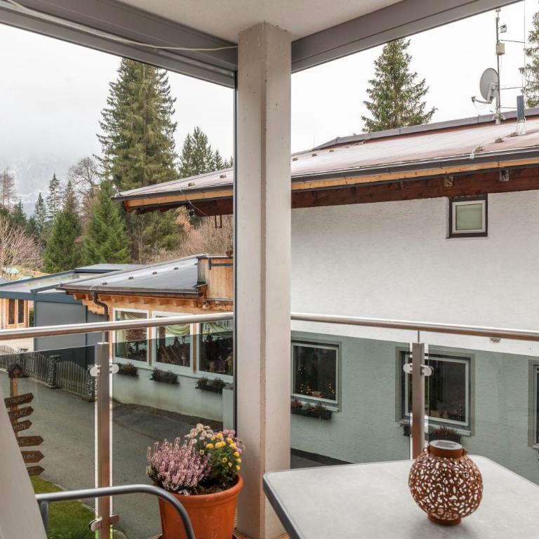 Ferienwohnung Zugspitze - Appartement 1 Chambre - Vue sur Jardin - 18