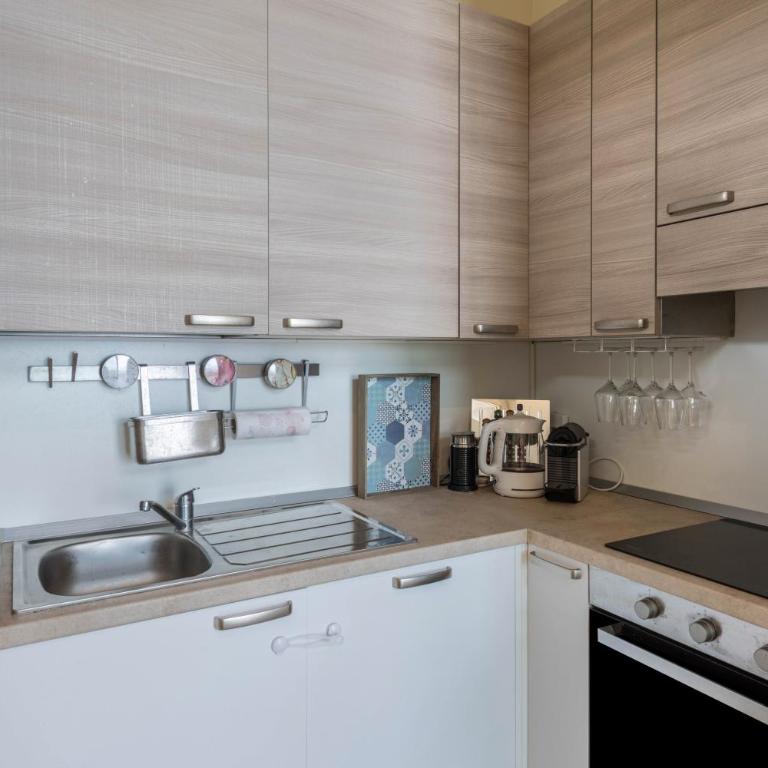 Little Paradise Lake Garda - Appartamento Deluxe con 2 Camere da Letto e Vista Giardino - 10