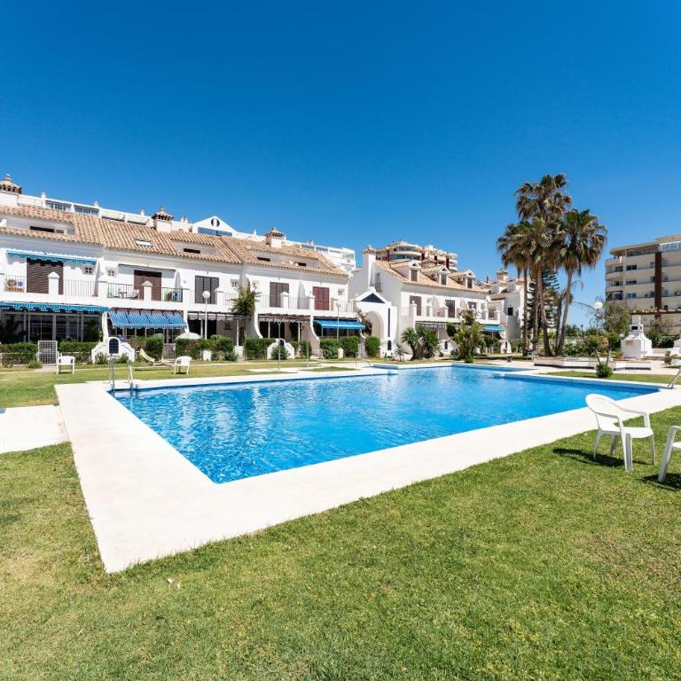 Townhouse beachside Fuengirola - Casa de 3 dormitorios - 1