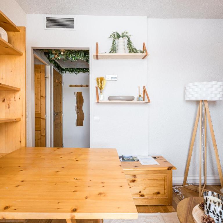 Studio Champ Pérouze - Appartement Supérieur avec Balcon - 14