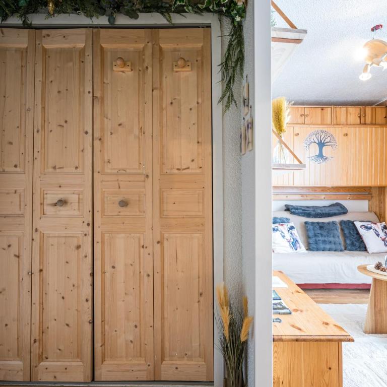 Studio Champ Pérouze - Appartement Supérieur avec Balcon - 16