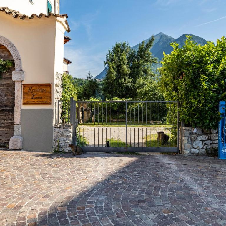 Residence Lena App 2 - Appartamento Superior con Vista Città - 30