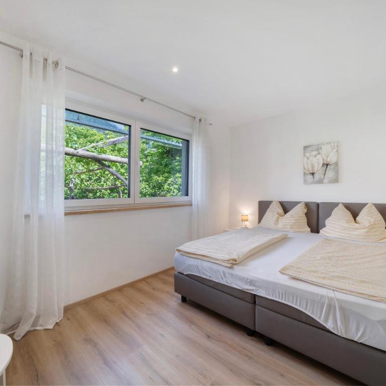 Stettnerhof Wohnung Mayenburg - Two-Bedroom Apartment with Mountain View - 9