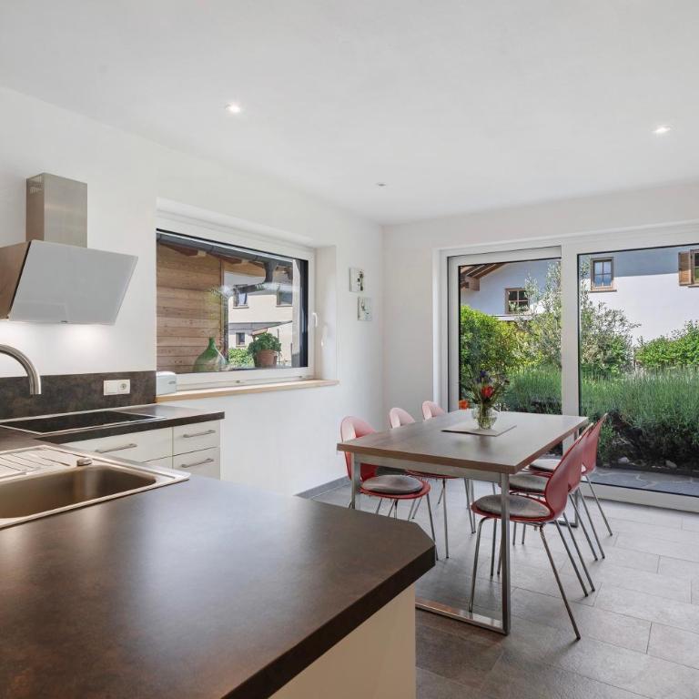 Stettnerhof Wohnung Mayenburg - Two-Bedroom Apartment with Mountain View - 7
