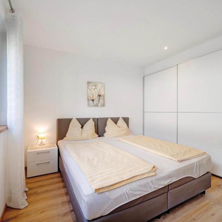 Stettnerhof Wohnung Mayenburg - Two-Bedroom Apartment with Mountain View - 12