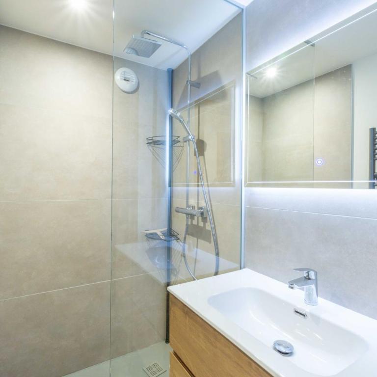 Chalet L'arcelle, Spa privée - Appartement Supérieur avec Sauna - 17
