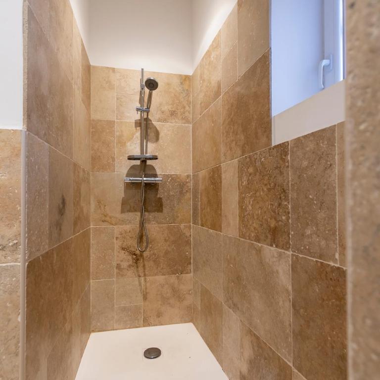 Appartements T1 et T2, quartier Citadelle, plage St François - Monolocale Superior - 7