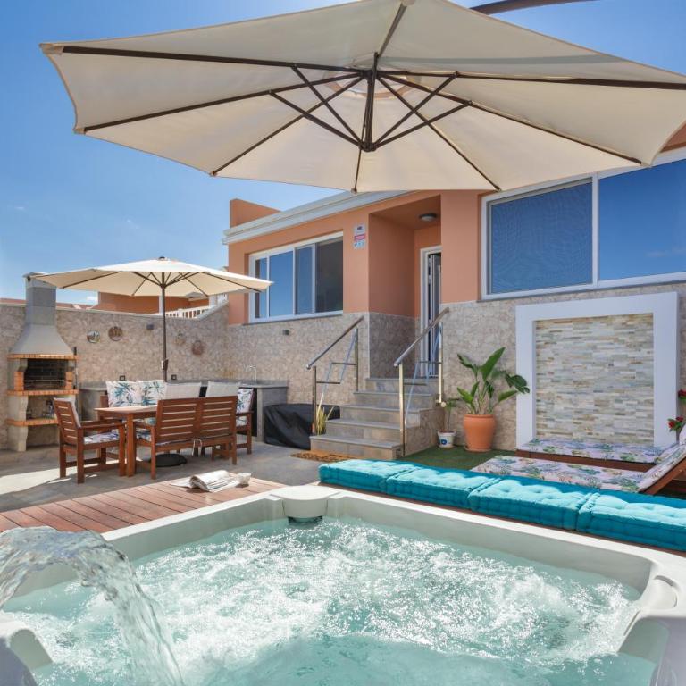 Casa Kentia - Three-Bedroom House - 1